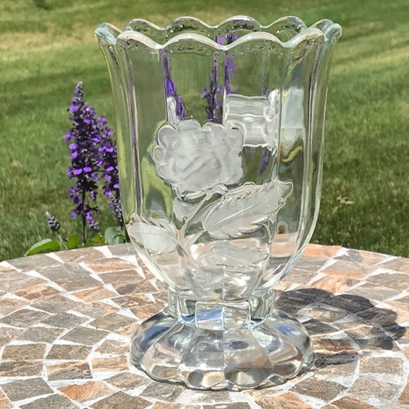 Other - 9” Raised Frosted Rose Scallop Glass Crystal Vase